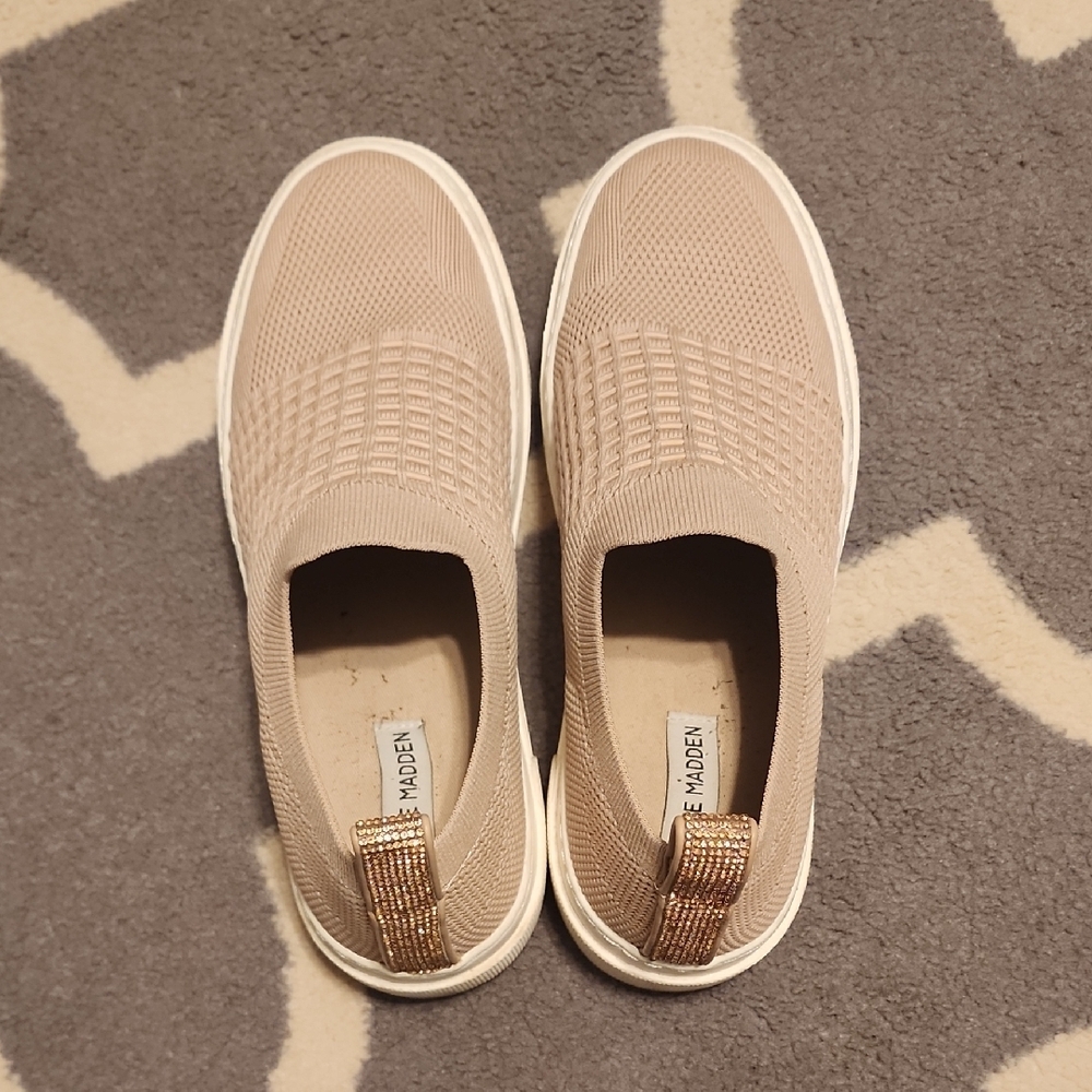 Steve Madden Tan Casual Knit Sneakers